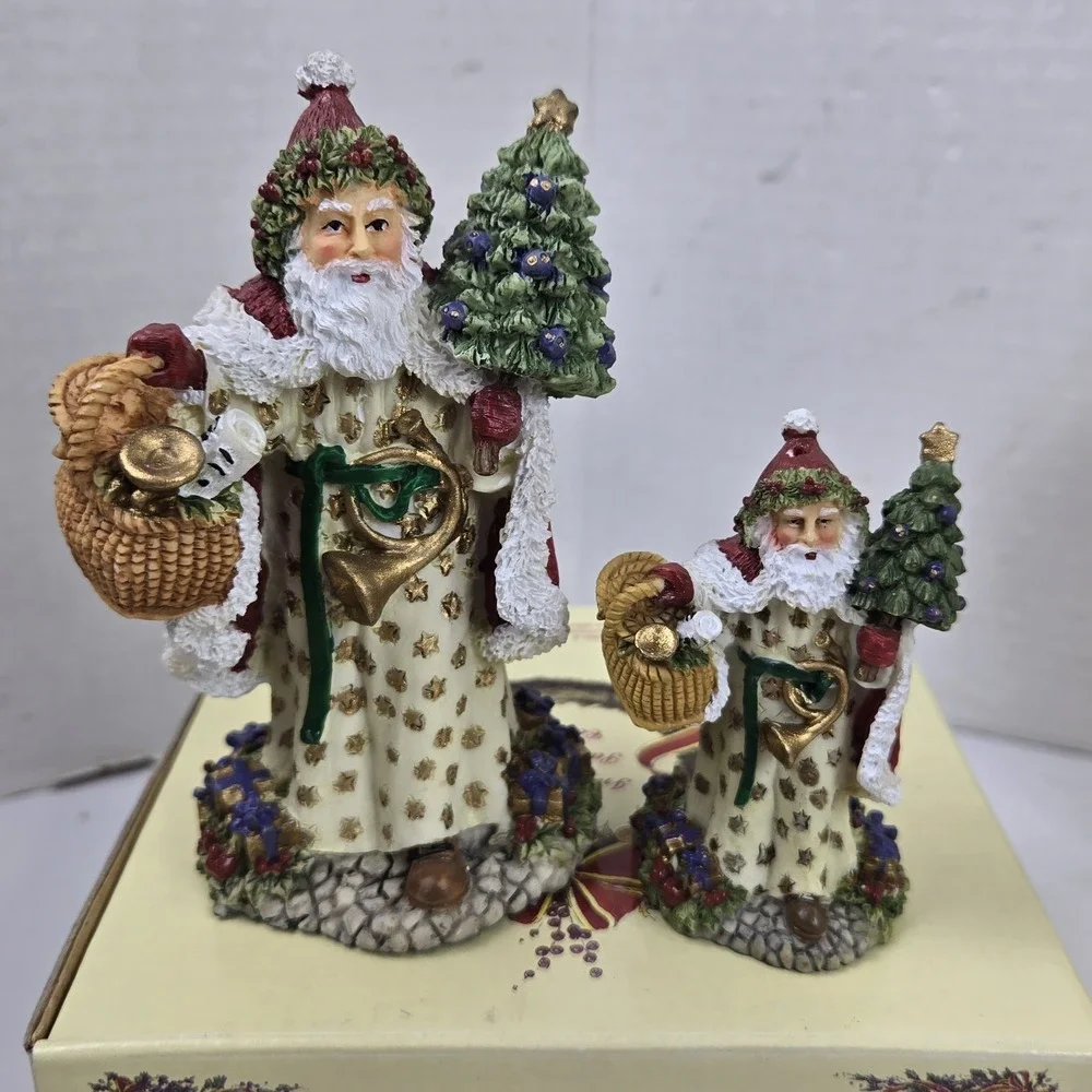 9 International Santa Claus Collection Special Double Pack Figurines & Ornaments